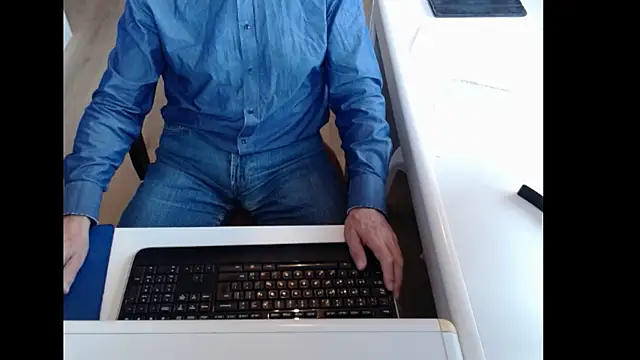 dutchpornking online show from October 2025 07:53:02 AM