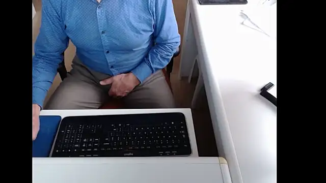 dutchpornking online show from November 2025 12:22:01 PM