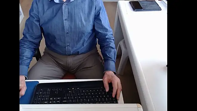 dutchpornking online show from March 2026 08:09:01 AM