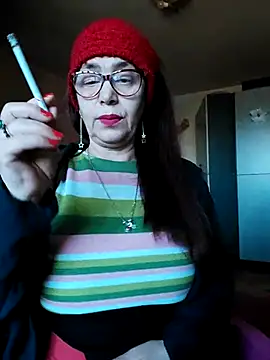 Chriss Tinaa online show from February 2025 11:11:01 AM