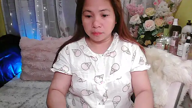 Snapshot of OhmyPinay chatting on July 2026 12:57:01 AM OhmyPinay online show from July 2026 12:57:01 AM