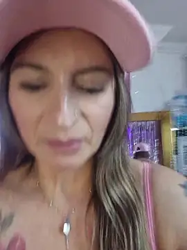 marilyn love6969 online show from February 2026 01:45:02 PM