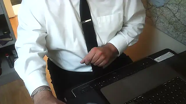 DUDURAxh online show from December 2024 01:09:02 PM