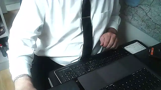 DUDURAxh online show from February 2025 02:26:01 PM