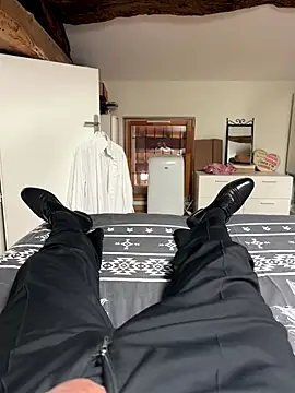 DUDURAxh online show from September 2025 02:16:01 PM