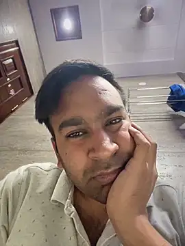 luciferdxm5 online show from April 2026 10:00:02 PM