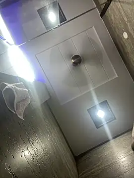 luciferdxm5 online show from April 2026 09:56:02 PM