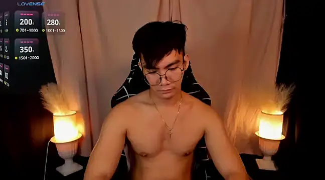 000batman000 online show from January 2025 01:31:02 PM