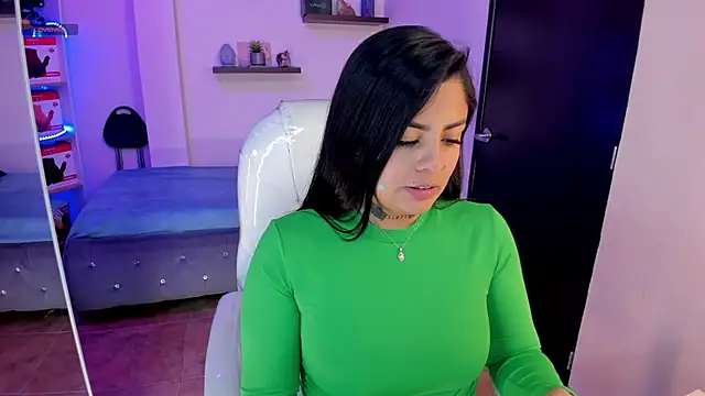 Catalinaa martinez online show from December 2024 08:58:02 PM