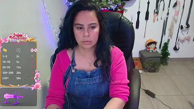 Snapshot of elektra_32 chatting on June 2026 11:57:02 PM elektra 32 online show from June 2026 11:57:02 PM