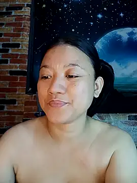 Urchanel online show from April 2026 05:22:01 AM