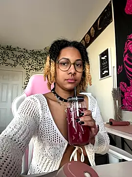 goddessxdreaxo online show from November 2025 01:44:01 PM