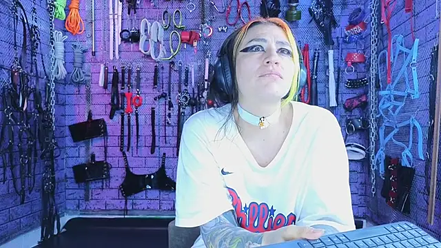 PANDORANEZZ online show from November 2025 05:49:01 AM