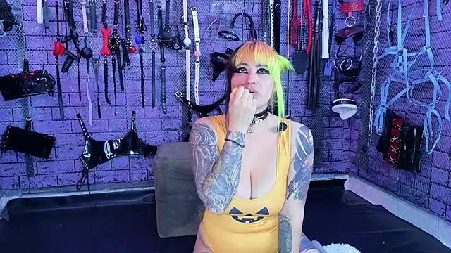 PANDORANEZZ online show from April 2026 08:17:01 AM