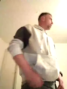 Kutasmaly online show from April 2026 08:12:02 PM