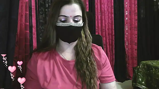 Snapshot of Cute_Sonii chatting on January 2025 03:07:01 PM Cute Sonii online show from January 2025 03:07:01 PM