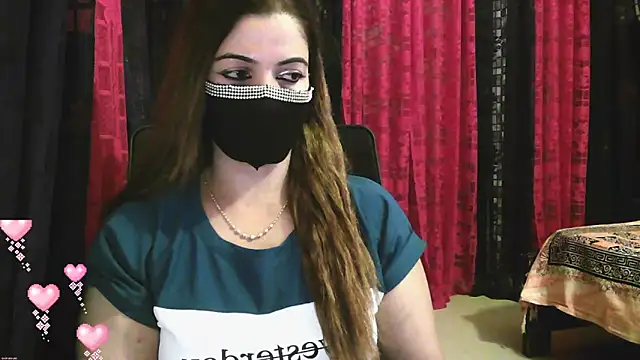 Snapshot of Cute_Sonii chatting on February 2025 02:52:01 PM Cute Sonii online show from February 2025 02:52:01 PM