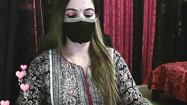 Snapshot of Cute_Sonii chatting on March 2025 06:18:01 PM Cute Sonii online show from March 2025 06:18:01 PM