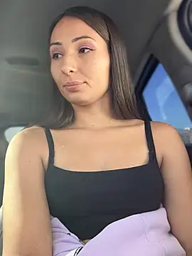 Snapshot of YOUR-KARINA chatting on January 2025 05:13:02 AM YOUR-KARINA online show from January 2025 05:13:02 AM