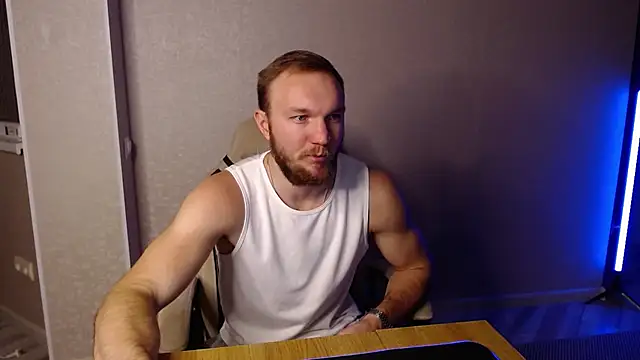 Toress1 online show from February 2025 06:05:02 PM