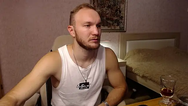 Toress1 online show from October 2025 06:13:02 PM