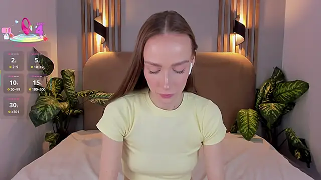 Kira Quinn online show from November 2025 07:29:01 AM