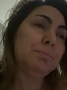 Emma roqueen online show from April 2026 10:02:02 PM