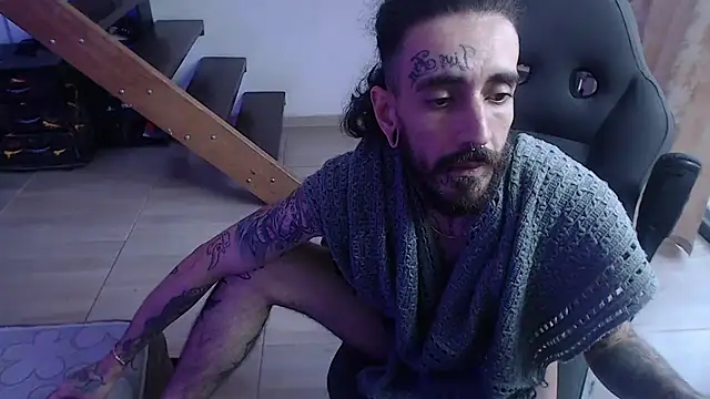 Snapshot of harry_reems1 chatting on January 2025 12:47:02 PM harry reems1 online show from January 2025 12:47:02 PM