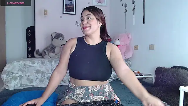 Snapshot of emiligrey_ chatting on December 2024 05:11:02 AM emiligrey online show from December 2024 05:11:02 AM