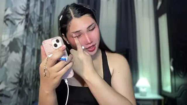 Miss Deliciousness online show from October 2025 03:40:01 PM