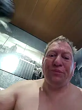 Snapshot of tomtom111111 chatting on December 2024 02:55:01 PM tomtom111111 online show from December 2024 02:55:01 PM