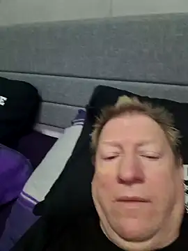 Snapshot of tomtom111111 chatting on December 2024 10:10:02 AM tomtom111111 online show from December 2024 10:10:02 AM