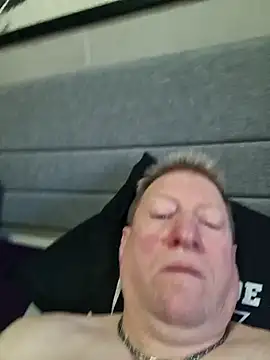 Snapshot of tomtom111111 chatting on January 2025 12:17:02 PM tomtom111111 online show from January 2025 12:17:02 PM