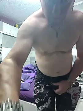 Snapshot of tomtom111111 chatting on January 2025 06:24:01 PM tomtom111111 online show from January 2025 06:24:01 PM