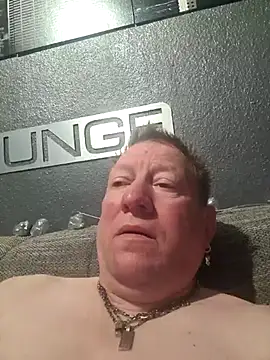 Snapshot of tomtom111111 chatting on March 2025 09:29:02 PM tomtom111111 online show from March 2025 09:29:02 PM