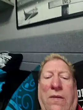 Snapshot of tomtom111111 chatting on September 2025 04:19:01 PM tomtom111111 online show from September 2025 04:19:01 PM