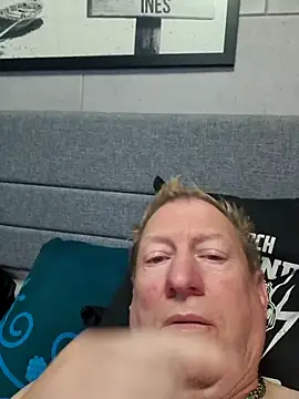 Snapshot of tomtom111111 chatting on September 2025 06:55:01 PM tomtom111111 online show from September 2025 06:55:01 PM