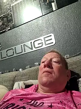 Snapshot of tomtom111111 chatting on October 2025 09:57:01 PM tomtom111111 online show from October 2025 09:57:01 PM