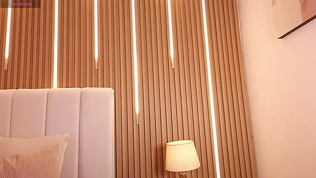 KimSensual  online show from April 2026 12:32:02 PM