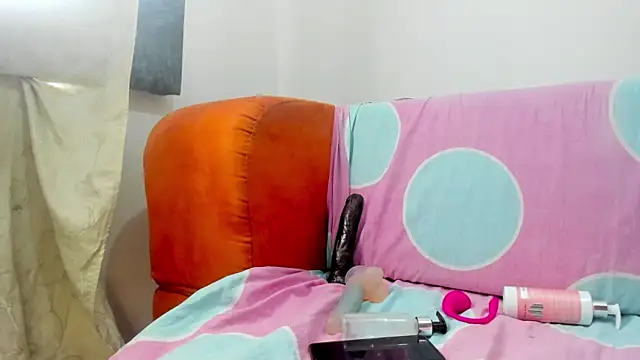 moana taylor online show from December 2024 03:06:01 PM