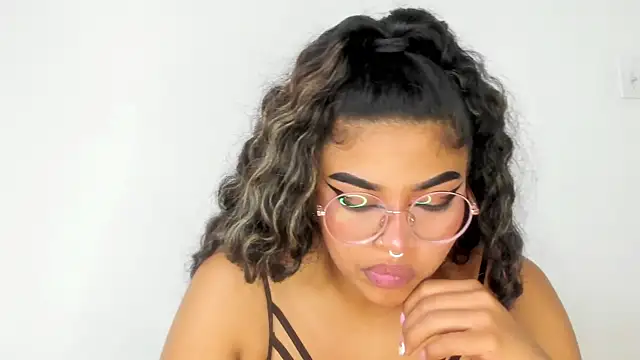 moana taylor online show from February 2025 10:29:01 AM