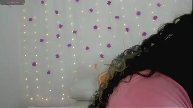 moana taylor online show from October 2025 10:56:02 AM