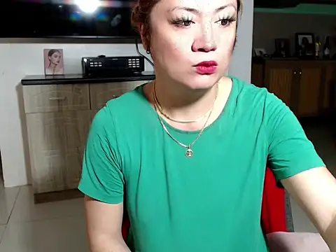 cum2mama online show from May 2026 11:33:02 PM