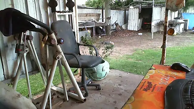 herbie010666 online show from February 2025 08:29:02 AM