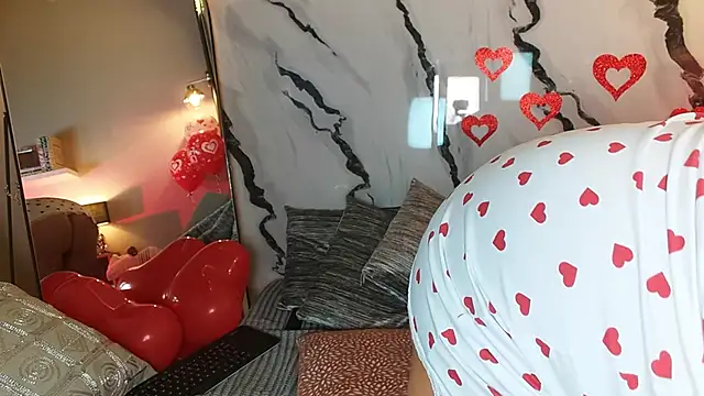 Madissononee online show from February 2025 08:33:01 AM