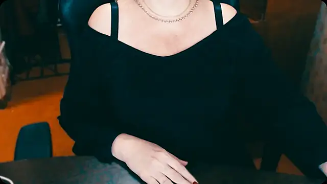 AlisaHot55 online show from December 2024 06:34:02 PM