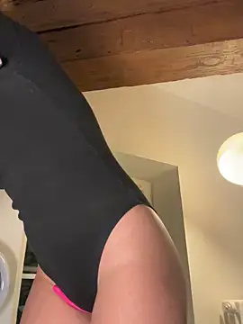 Lauyako online show from March 2025 09:27:01 PM