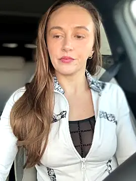 lunagirl13 online show from November 2025 06:01:02 PM