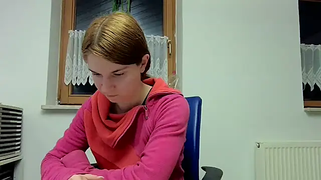 Snapshot of Geile-Luna chatting on February 2026 08:27:01 PM Geile-Luna online show from February 2026 08:27:01 PM