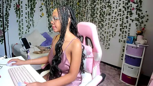 violeta milleer online show from February 2026 05:20:02 PM